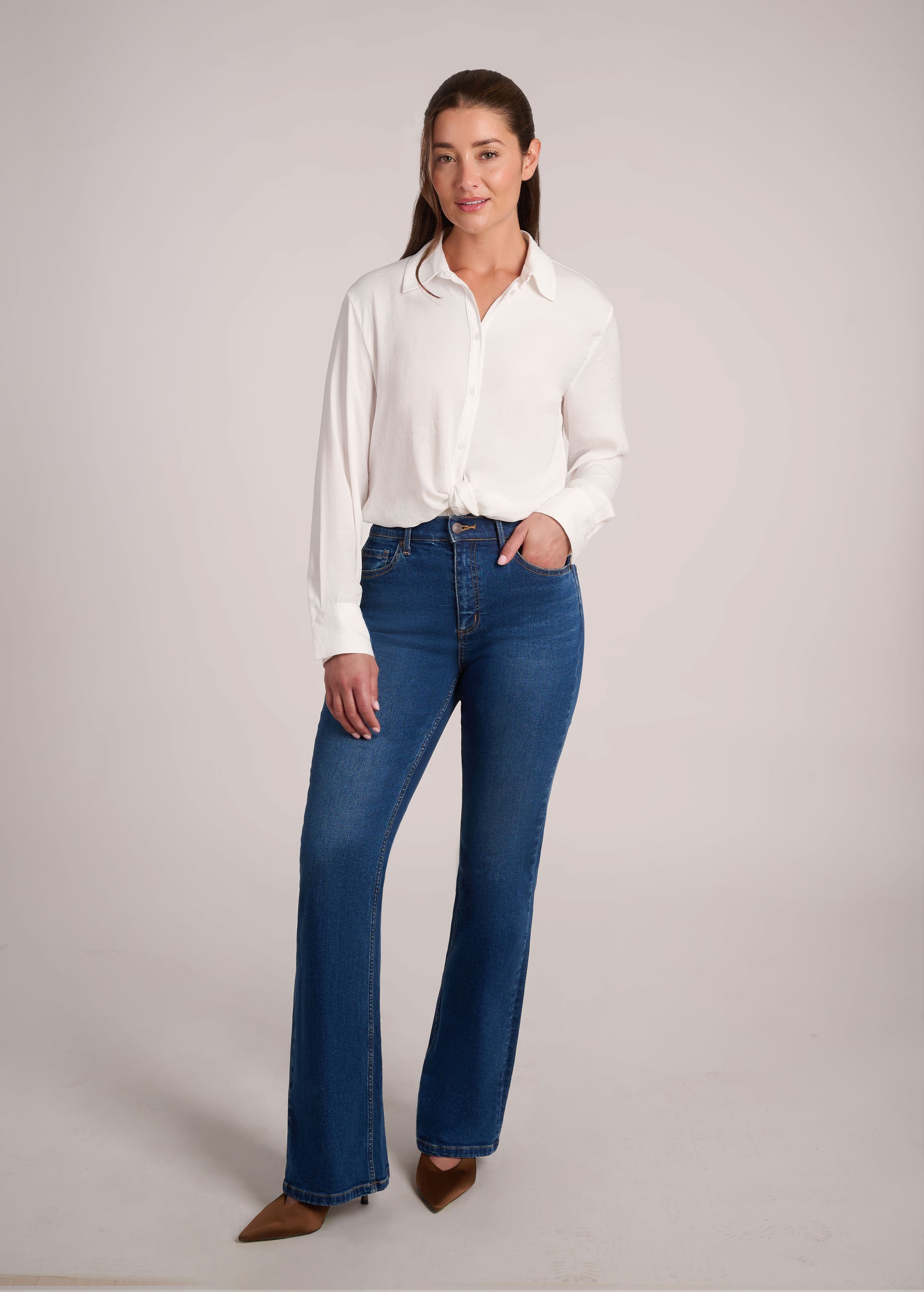 Alex Bootcut - Larissa