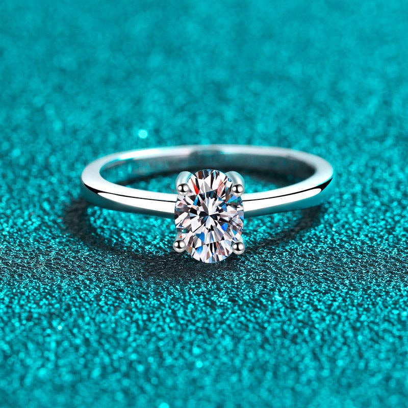 Oval Cut Moissanite Ring