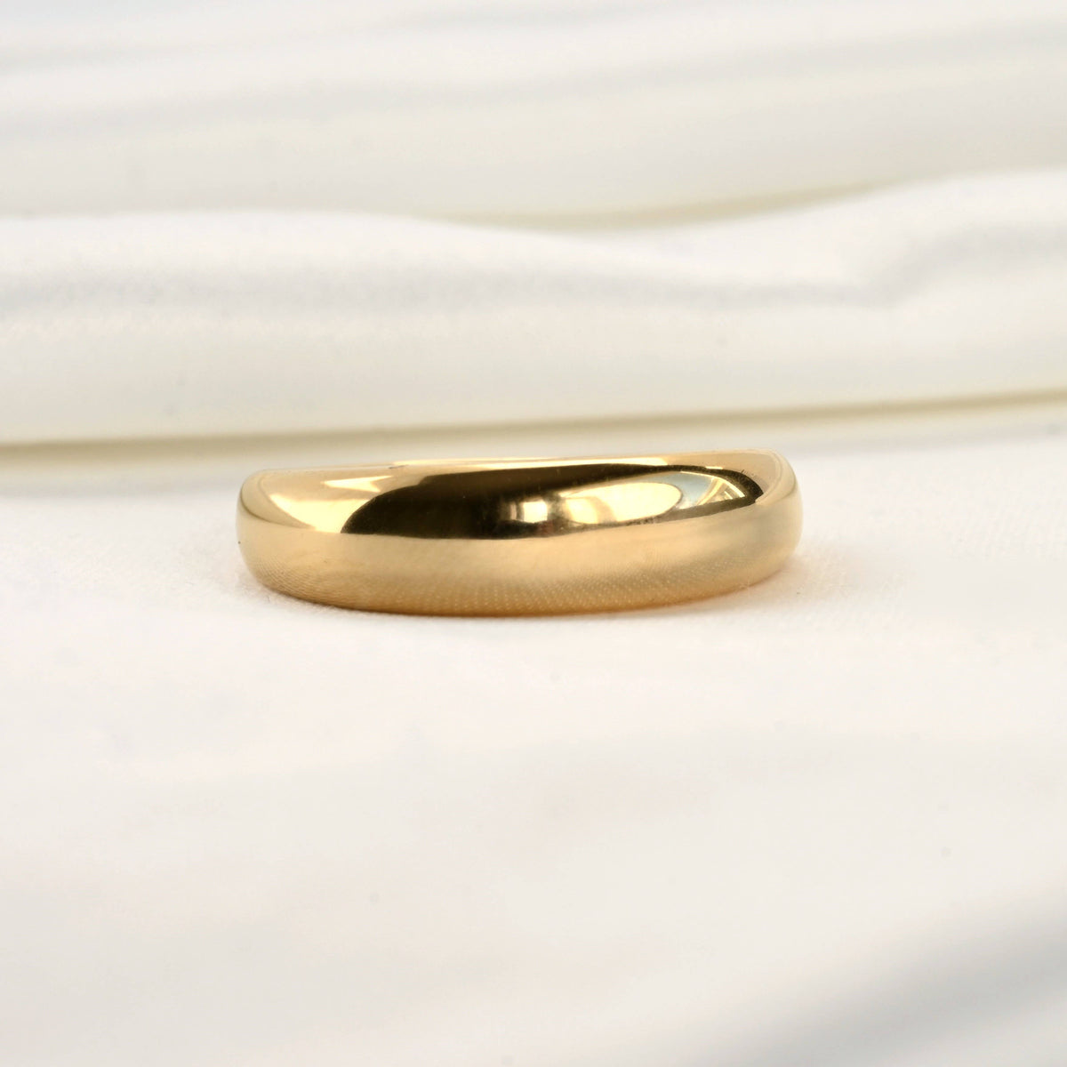 18k Gold Dome Ring