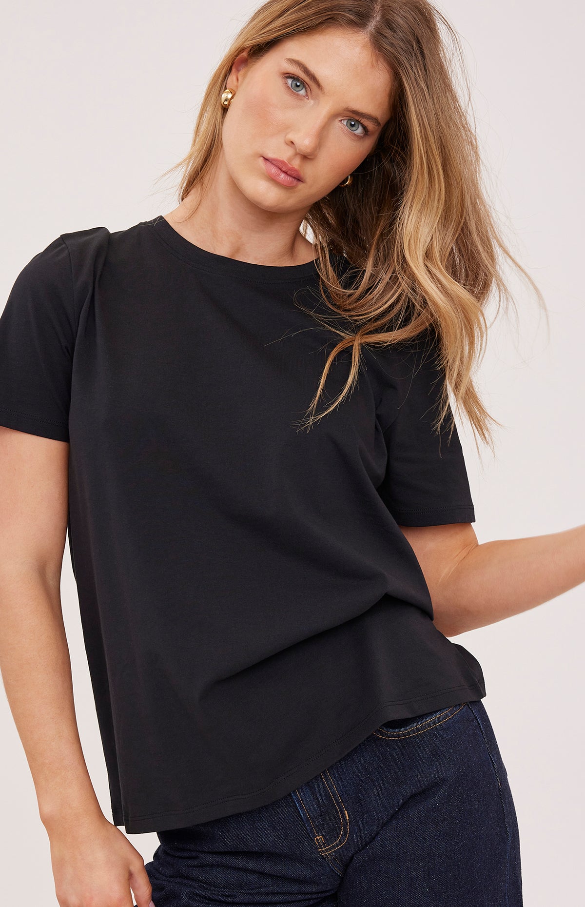 Victoria T-Shirt