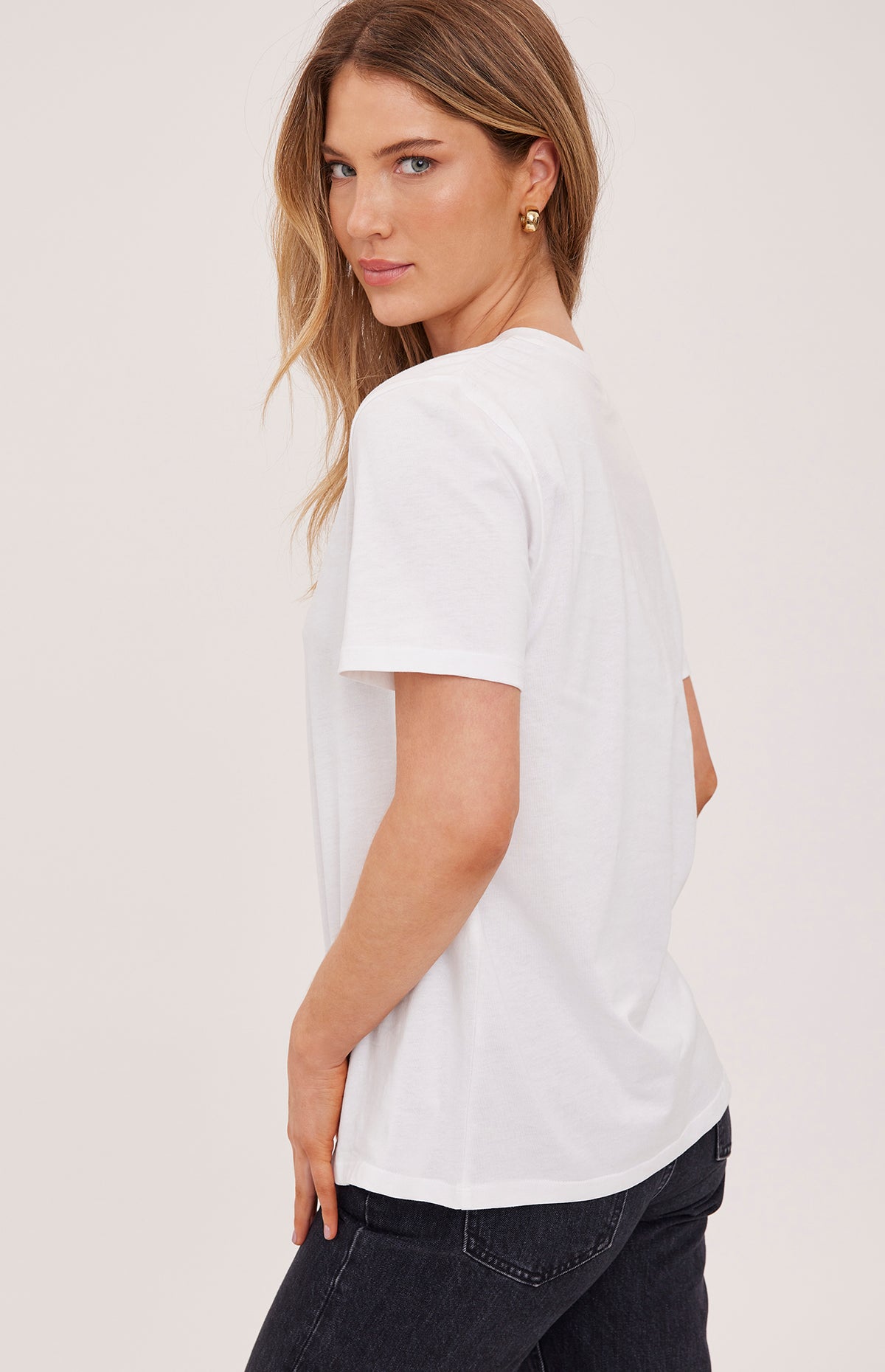 Victoria T-Shirt