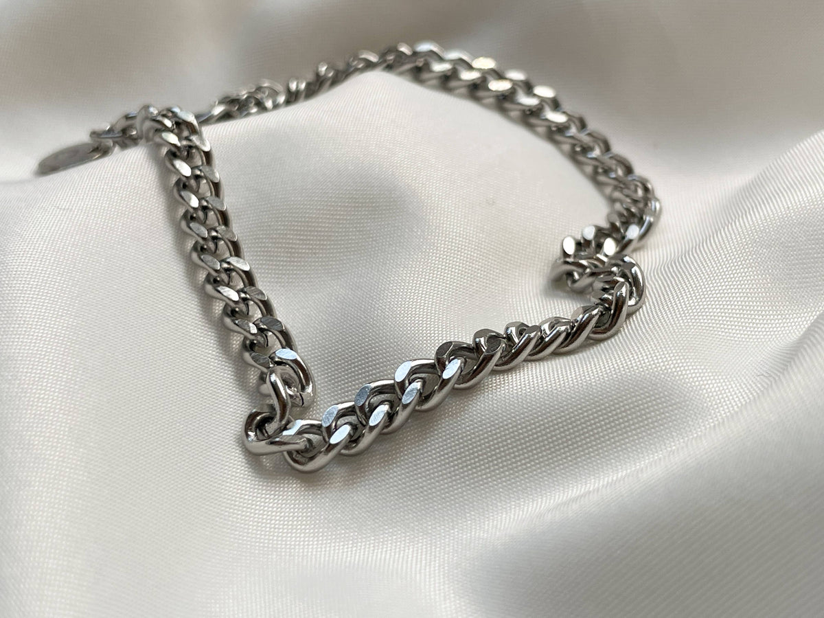 Curb Chain Bracelet