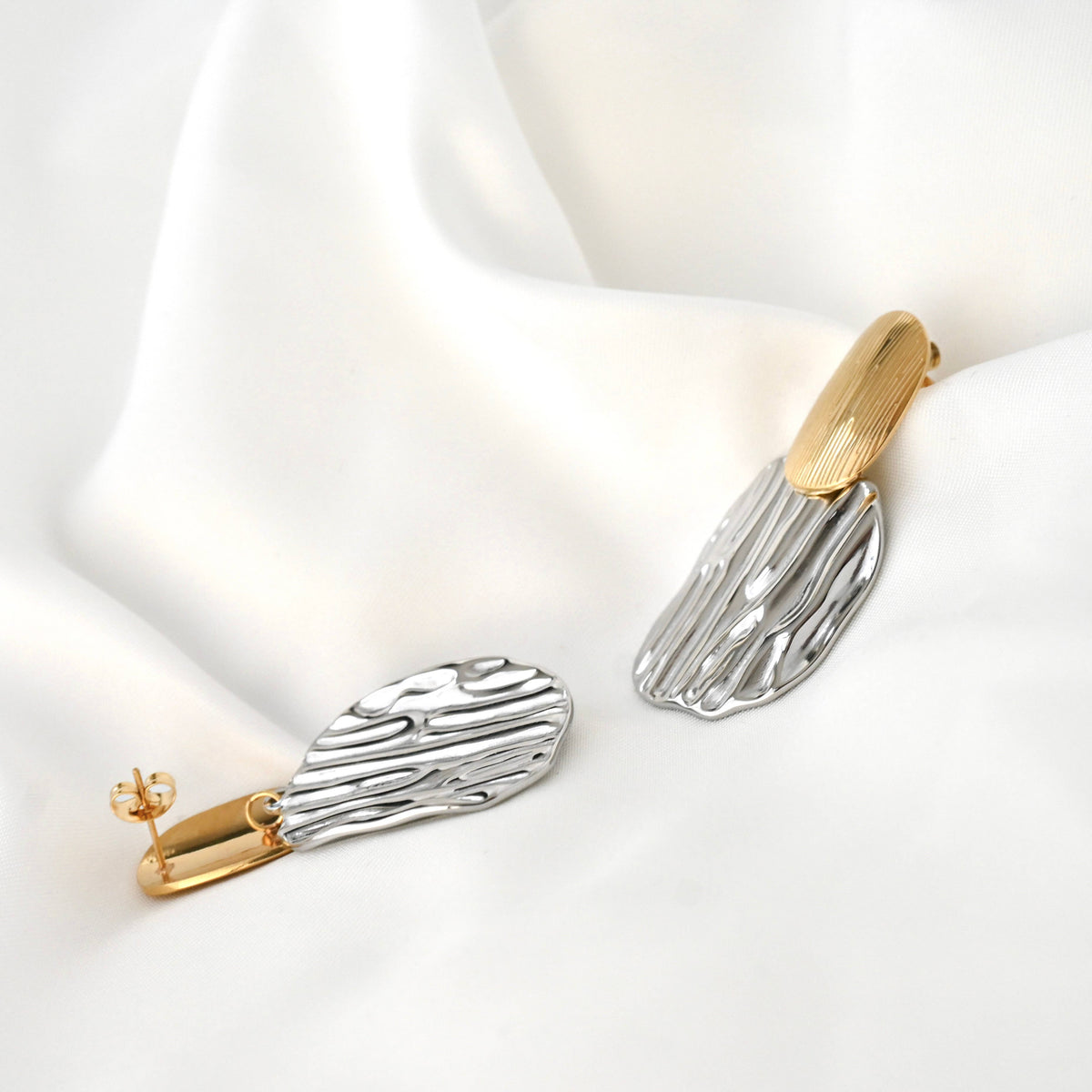 Two-tone Dangle Earrings