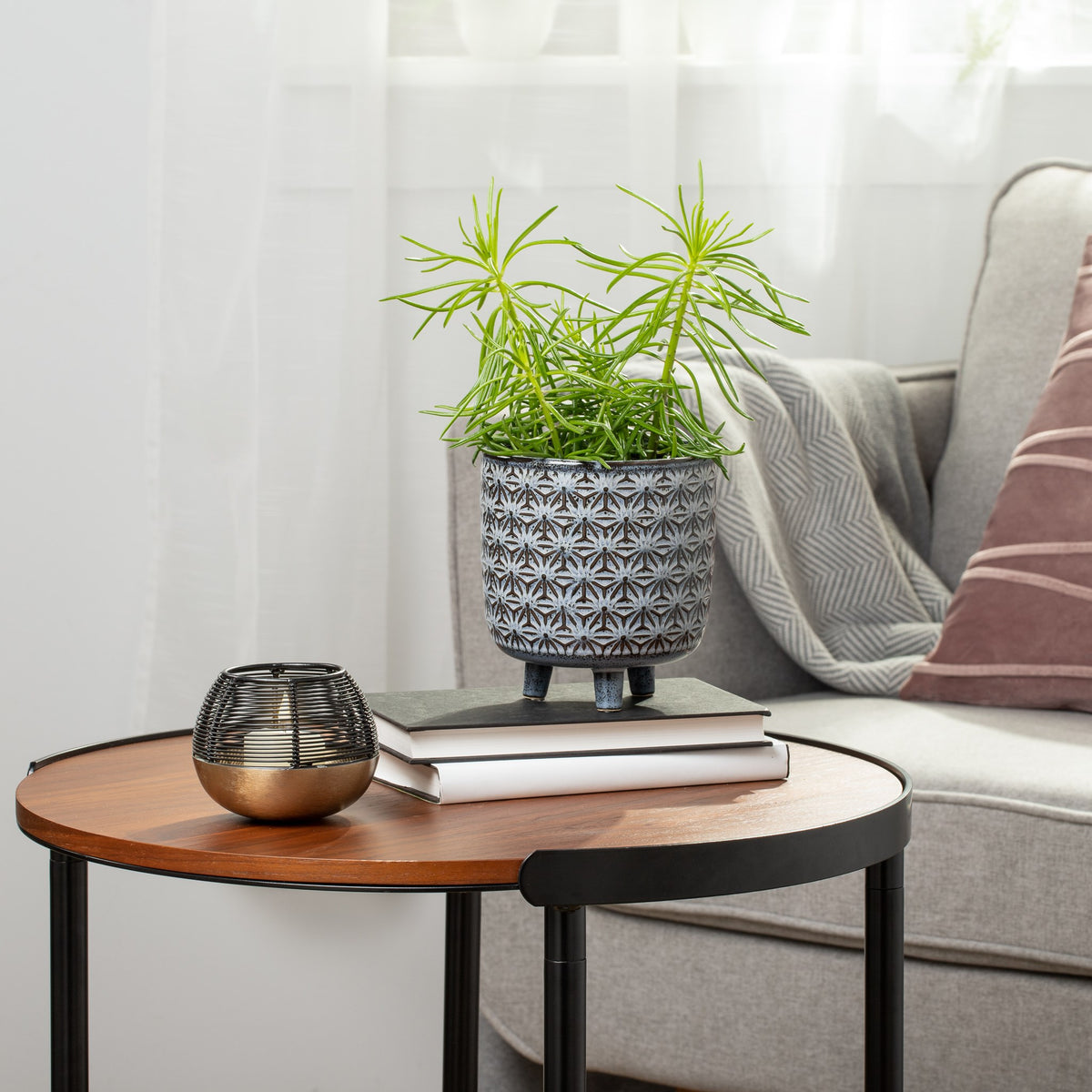 Star Black Glazed Cermaic 5.25x6” footed drop pot planter